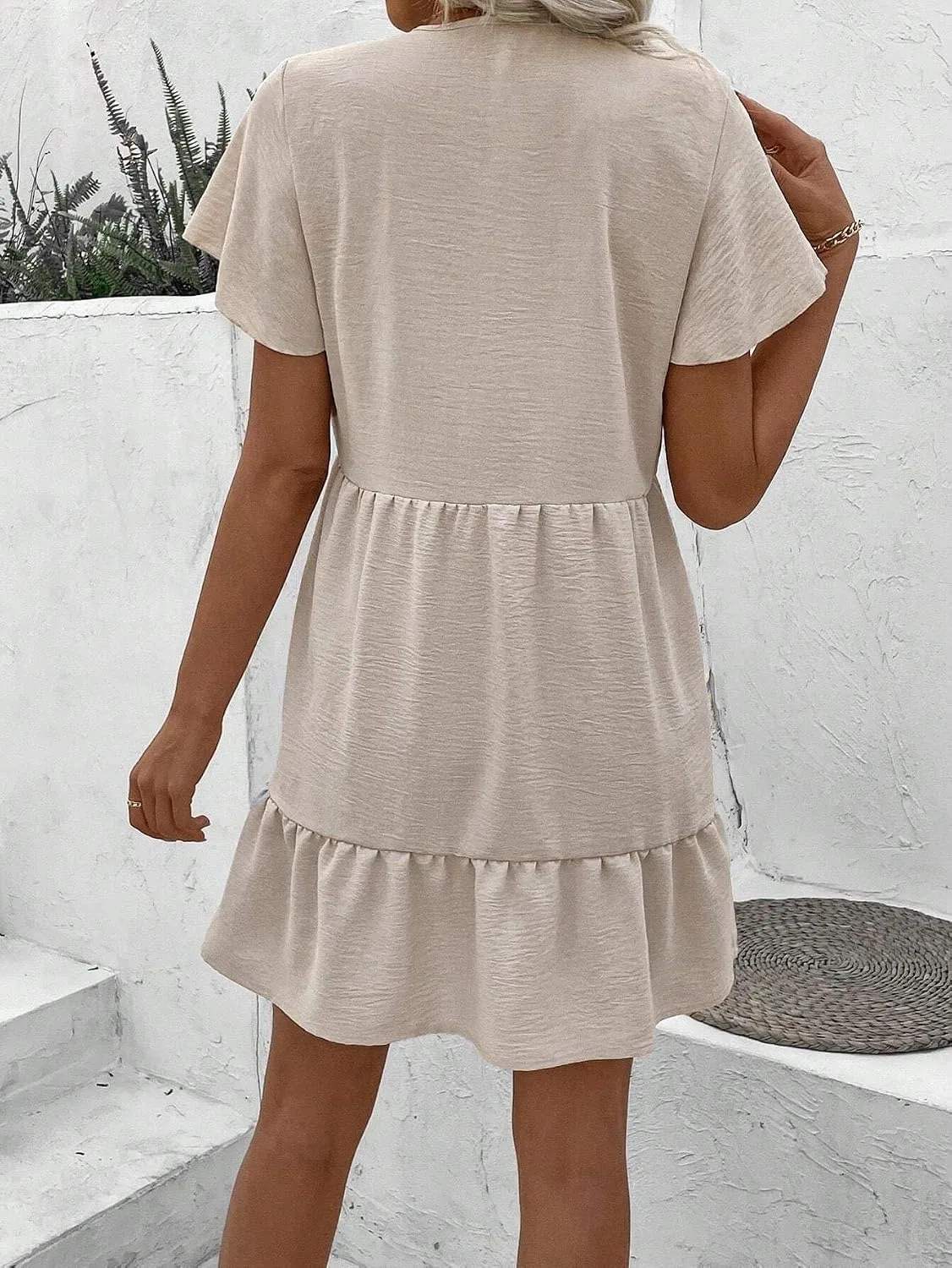 Женское повседневное платье с рюшами, Short Sleeve V Neck Ruffle Hem, Apricot — фото 3