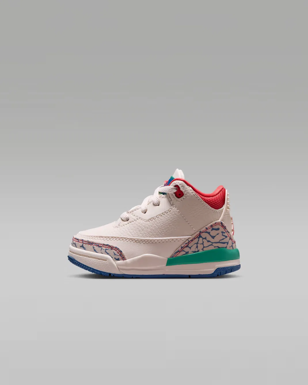 Детская/подростковая обувь Jordan 3 Retro "Play Your Way", Chalk/True Blue/Kinetic Green/Track Red