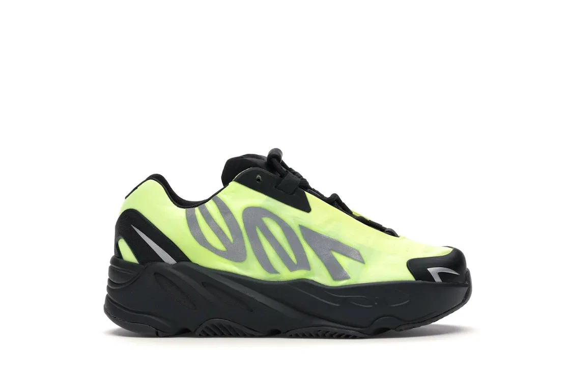 Детские кроссовки с ярким дизайном Adidas Yeezy Boost 700 MNVN, Phosphor