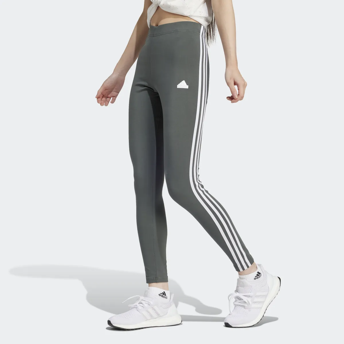 

Леггинсы Adidas Sportswear "W FI 3S LEGGING" (1 шт.), цвет Legend Ivy