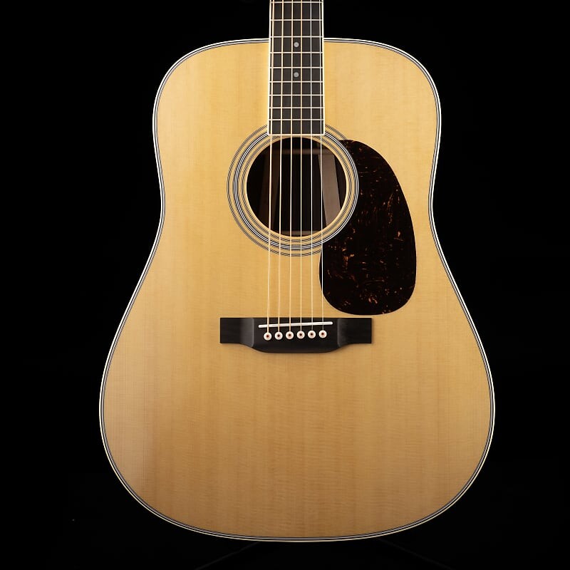 

Акустическая гитара Martin D-35 Dreadnought Acoustic Guitar Natural