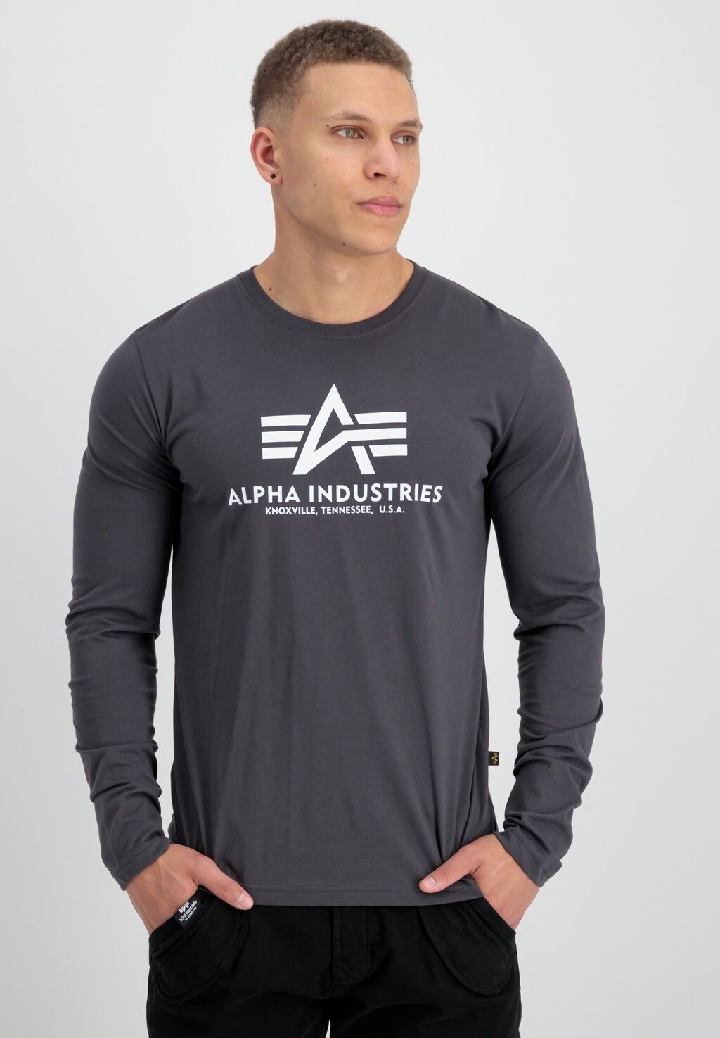 

Футболка с длинным рукавом Alpha Industries, винтажно-серая