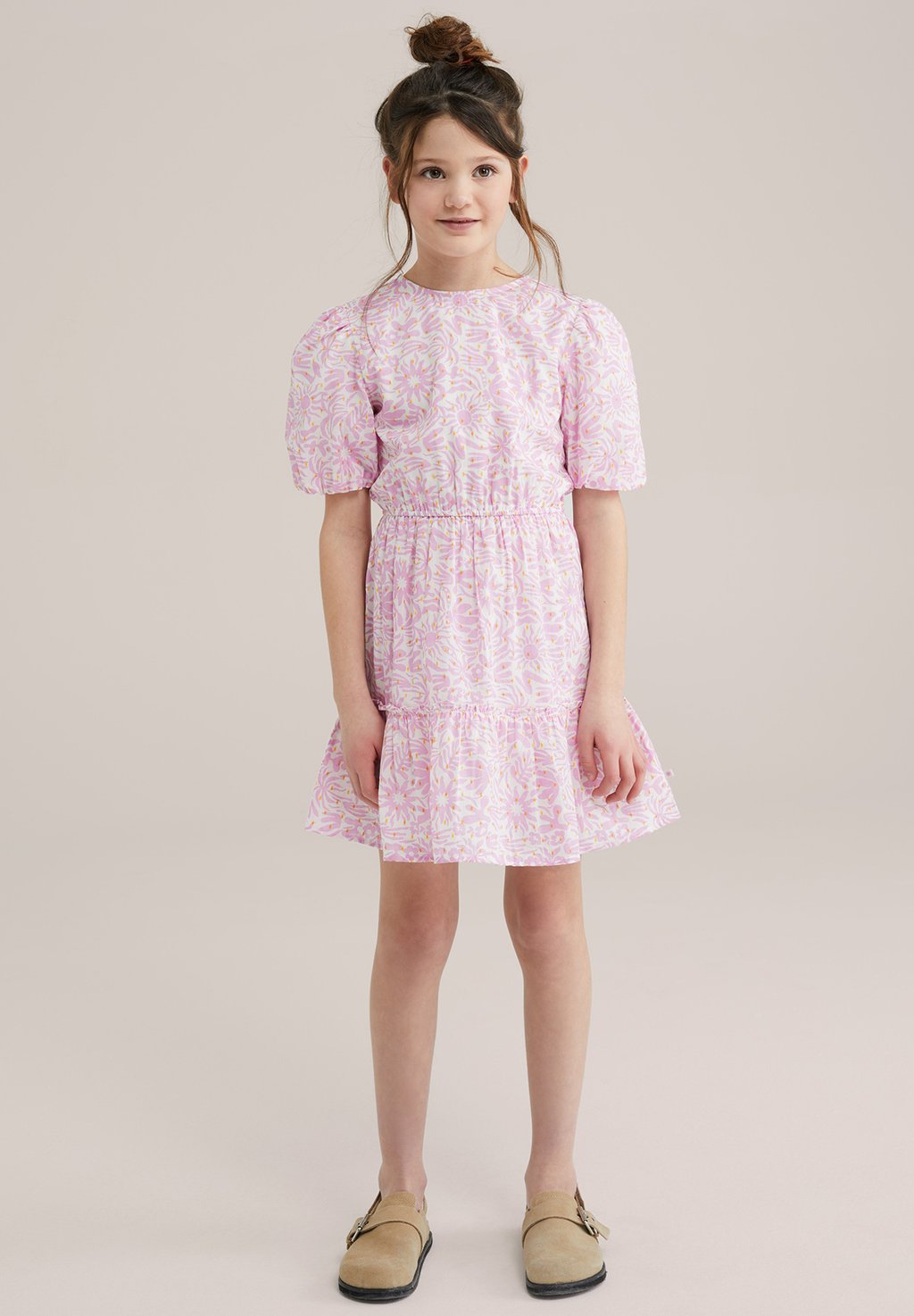 

Повседневное платье WE Fashion, фуксия