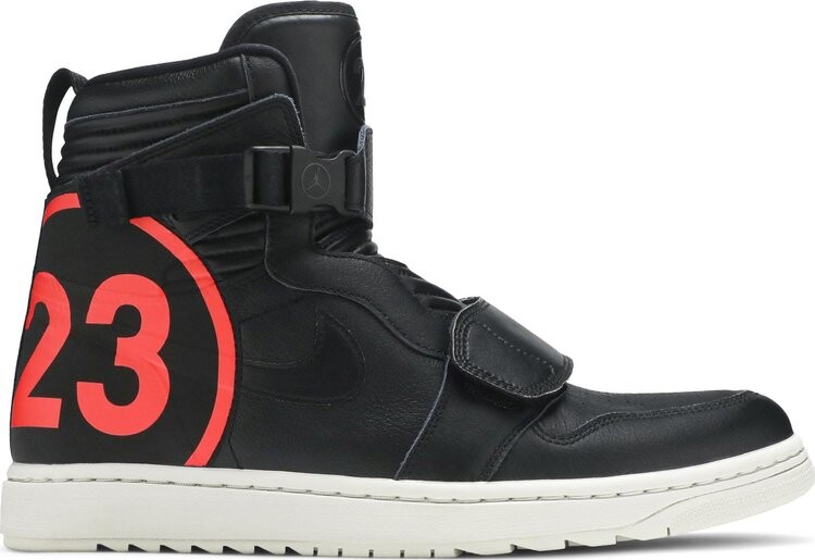 

Кроссовки Air Jordan 1 Moto Black, черный