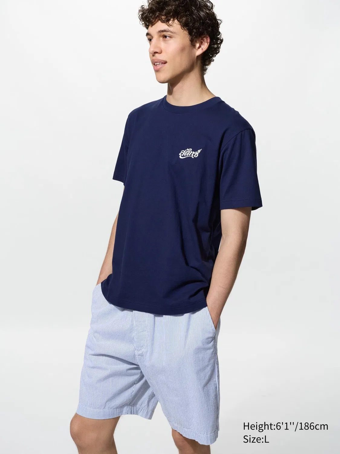 Футболка Uniqlo Stitch In Thailand UT Short Sleeve Graphic, темно-синий — фото 4