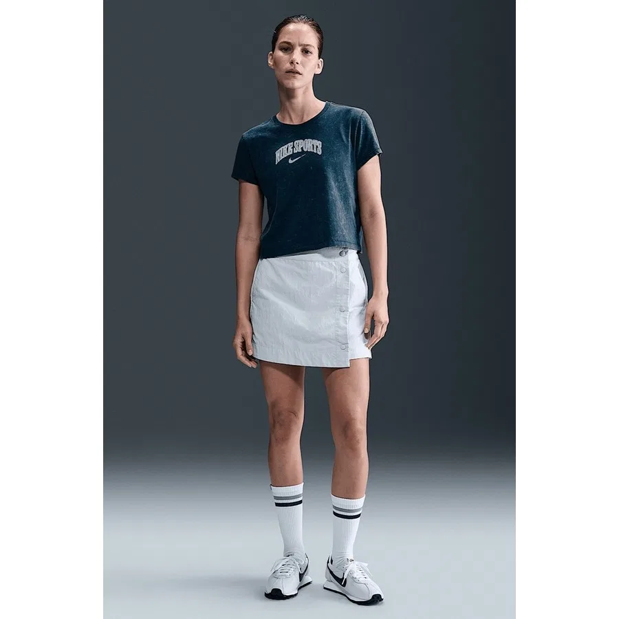 Женская футболка с коротким рукавом, хлопковая, модель Short-Sleeve Womes T-Shirt Navy, Nike, Темно-синий — фото 4