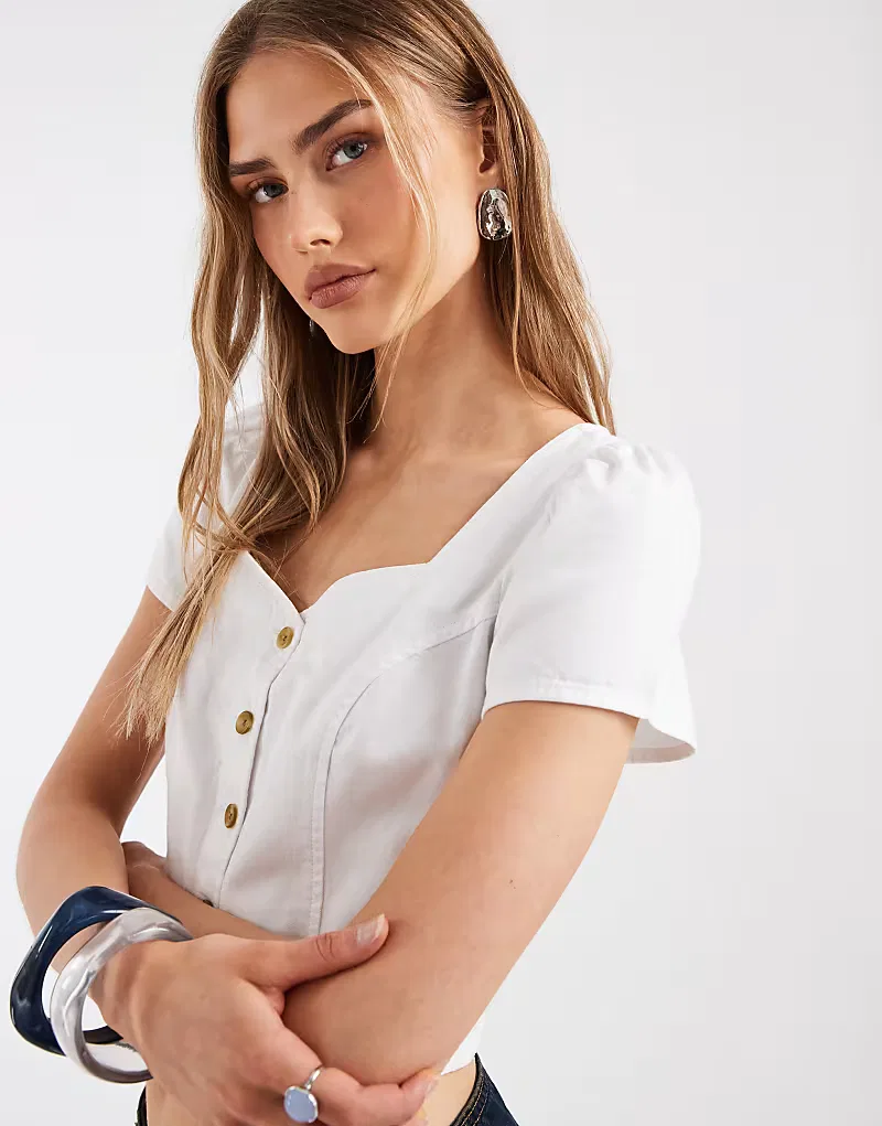 Джинсовая блузка Levi's с коротким рукавом и пуговицами, белый — фото 2