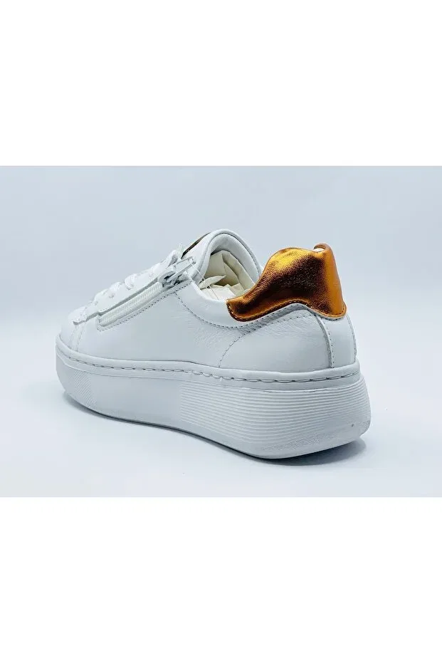 Детские туфли для девочек на плоском ходу Leather and anatomical thick sole girls' shoes Happy Walk, White — фото 4