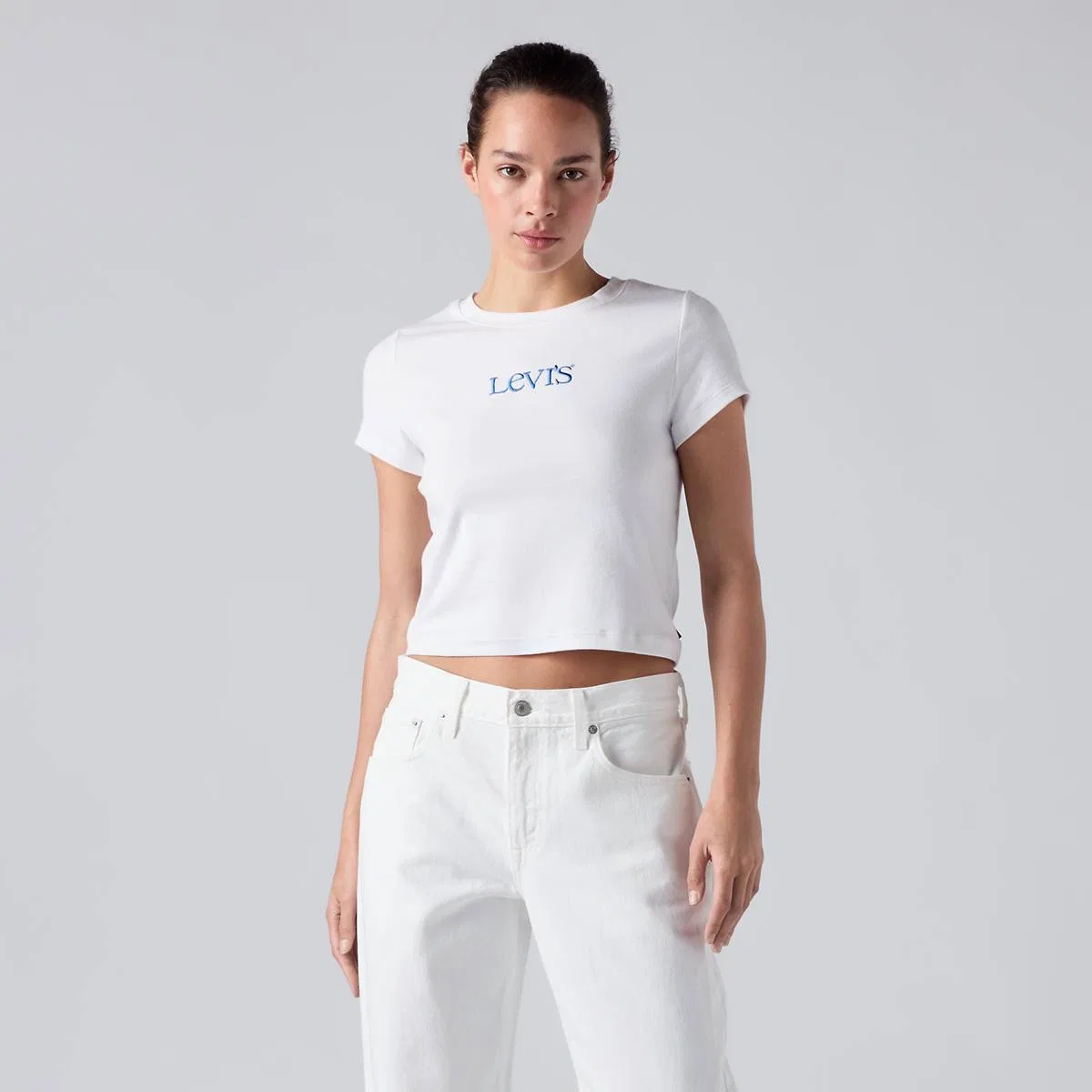 Базовая детская футболка с графическим принтом Levi's, Club Logo Bright White - White — фото 3