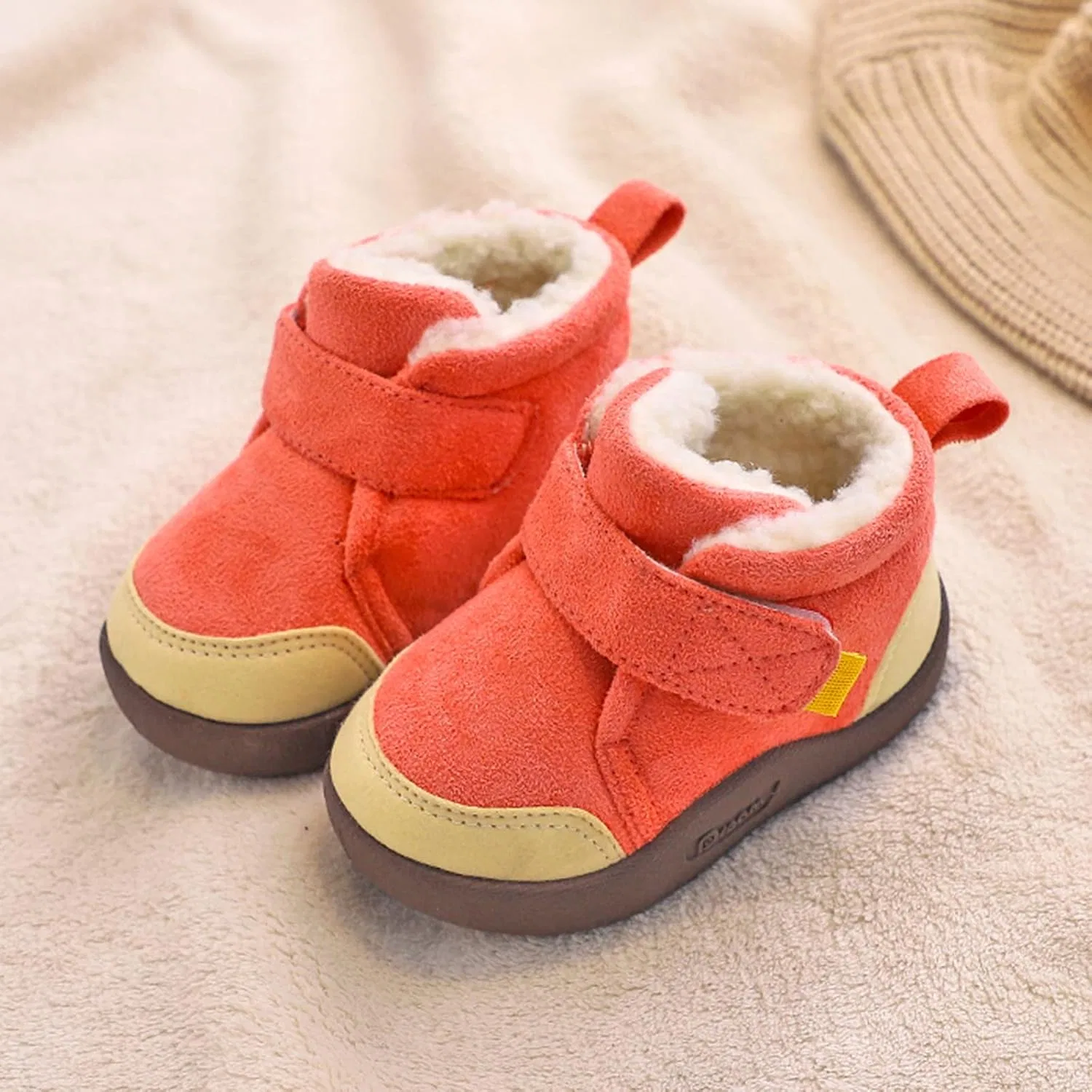 Детские зимние ботинки на флисе с мягкой подошвой Unisex Kids Cotton Boots Baby Soft Soles Shoes Fleece Non-?kid Slipper Winter Warm Cozy Crib Ankle Boots, Pink — фото 3