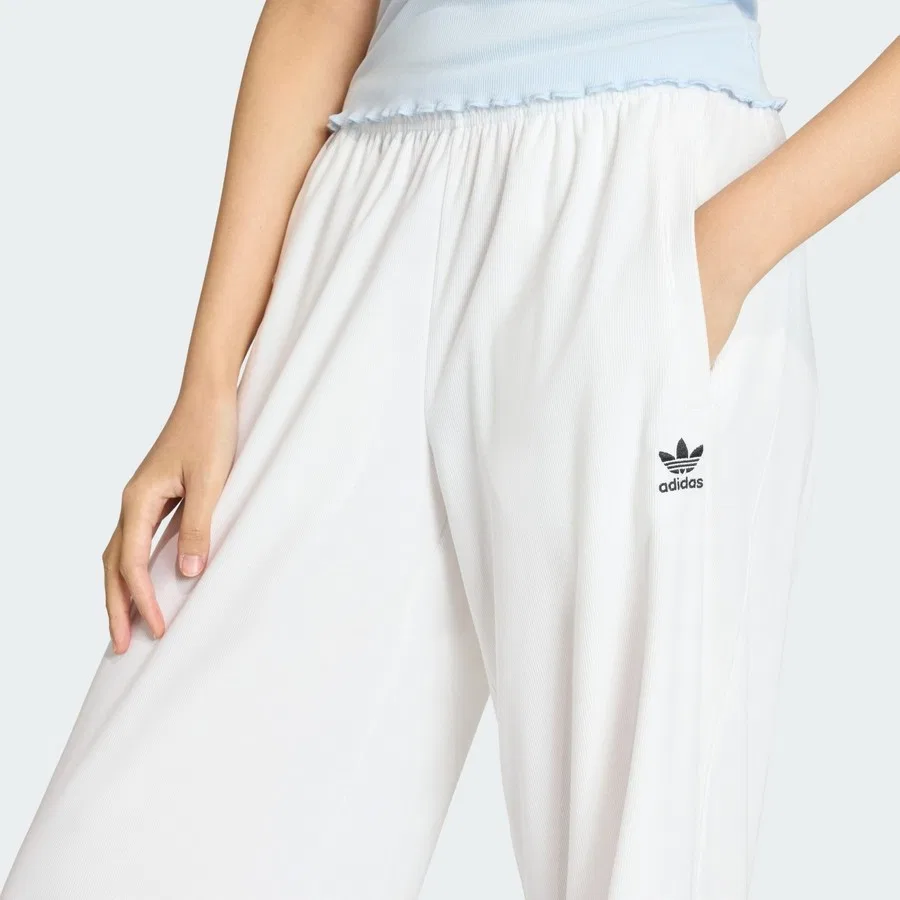 Спортивные штаны свободного кроя с оригинальным дизайном adidas Originals, Белый — фото 4