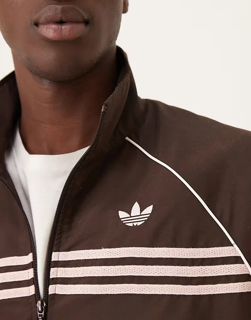 Спортивная куртка Adidas Originals с полосой на груди, кофейно-коричневый — фото 3