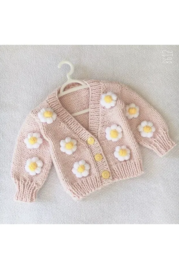 Детский кардиган-кроп с принтом Hand Knitted Baby Daisy Crop Cardigan Izmirblanket, Powder Pink — фото 3