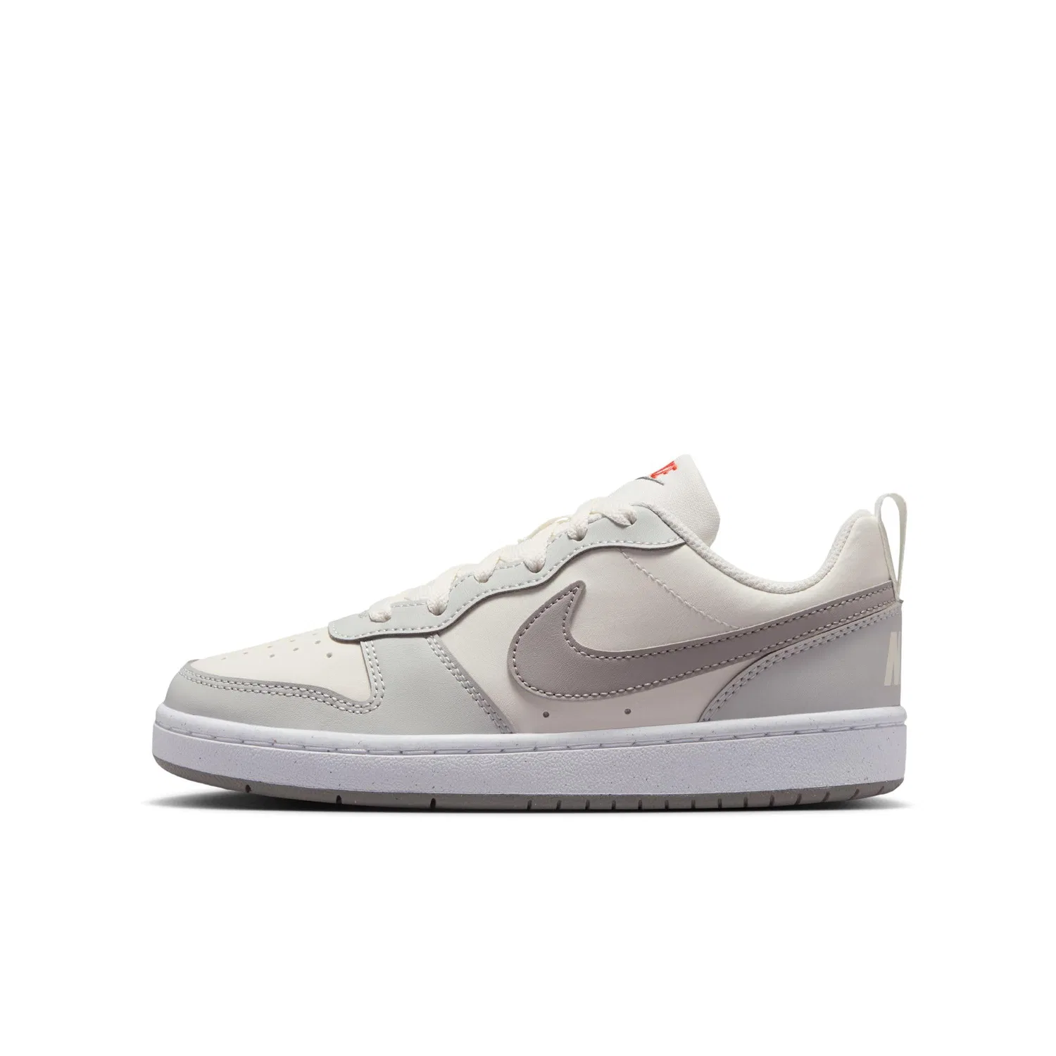 Детские кроссовки для мальчиков с закрытой пяткой Court Borough Low Recraft NIKE, Sail College Gray Photon Powder