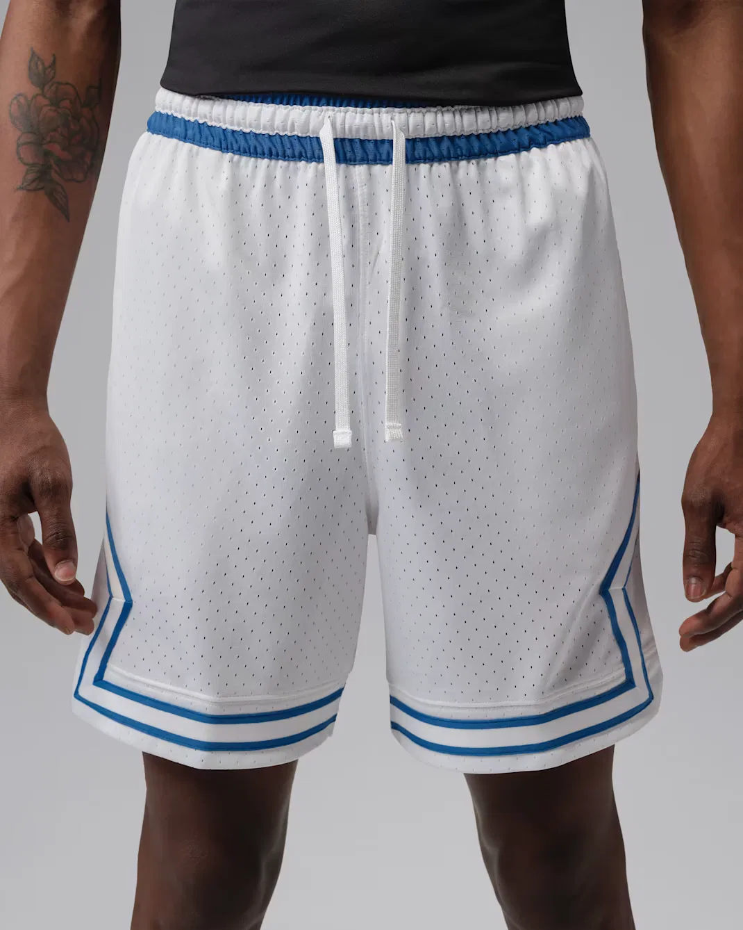 Мужские шорты Dri-FIT 7" из сетчатой ​​ткани с ромбовидным рисунком Jordan Sport, White/True Blue/True Blue — фото 2