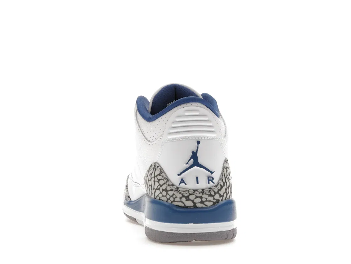 Детские кроссовки Lifestyle с принтом Jordan 3 Retro Jordan, White/Metallic Copper/True Blue/Cement Grey — фото 4