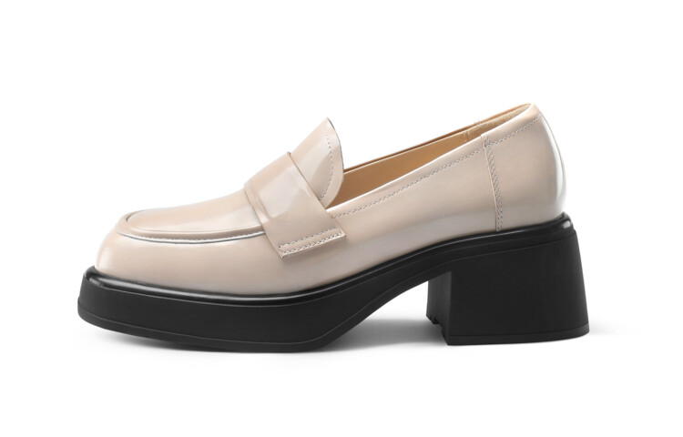 

Лоферы женские Off White 7Or9
