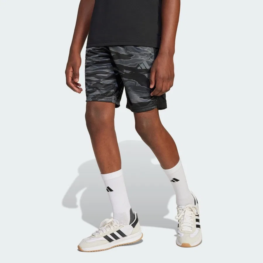 Детские шорты с камуфляжным принтом Train Essentials adidas, Черно-серый — фото 2