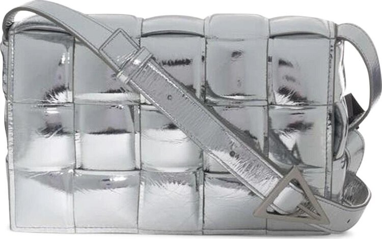 

Сумка Bottega Veneta Padded Cassette Mirror Bag Silver, серебряный