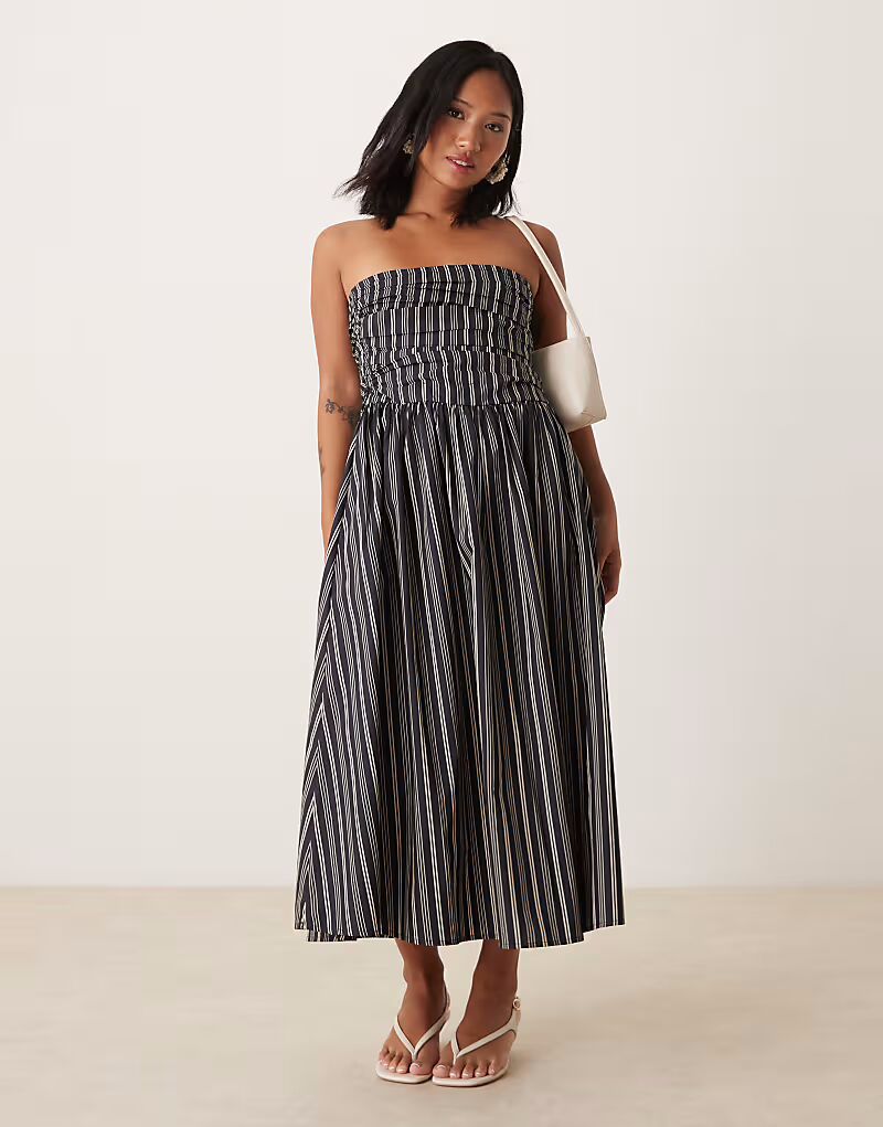 

Платье миди Petite Felicity Nobody's Child в синюю полоску Nobody'S Child Petite