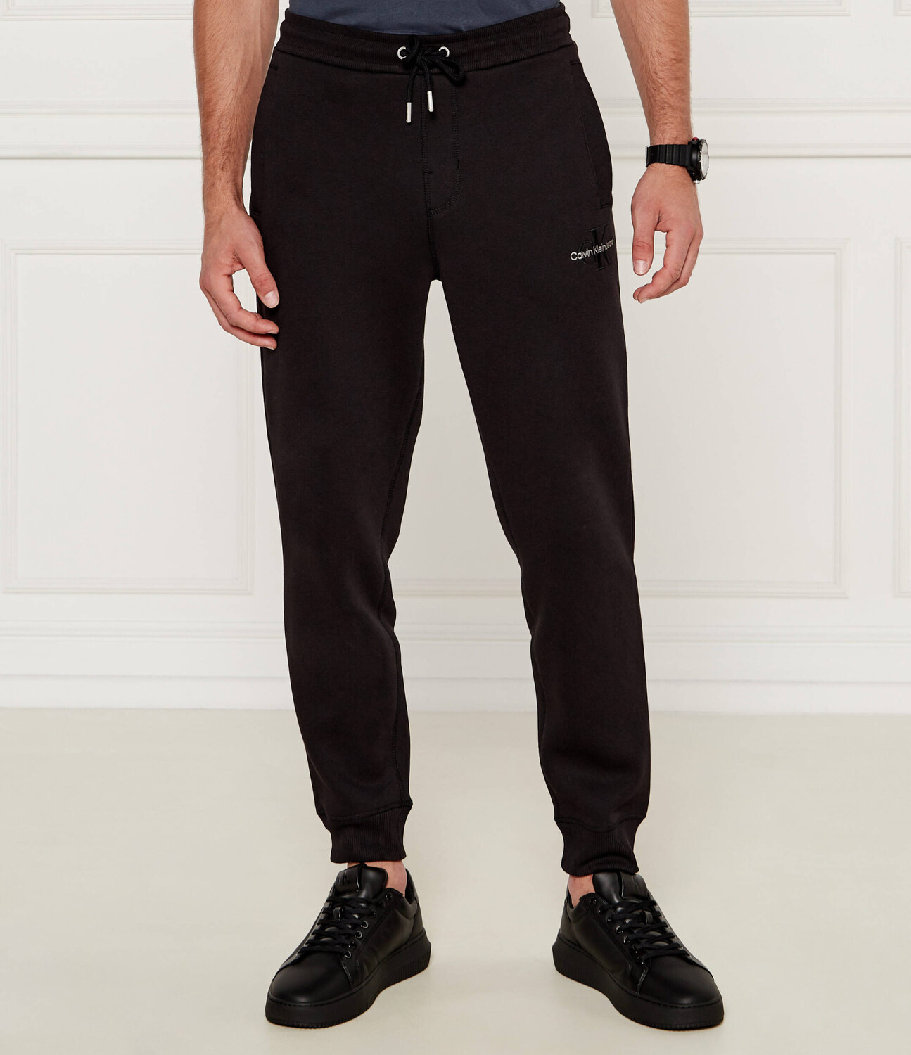 

Спортивные брюки CALVIN KLEIN JEANS Regular Fit, черный