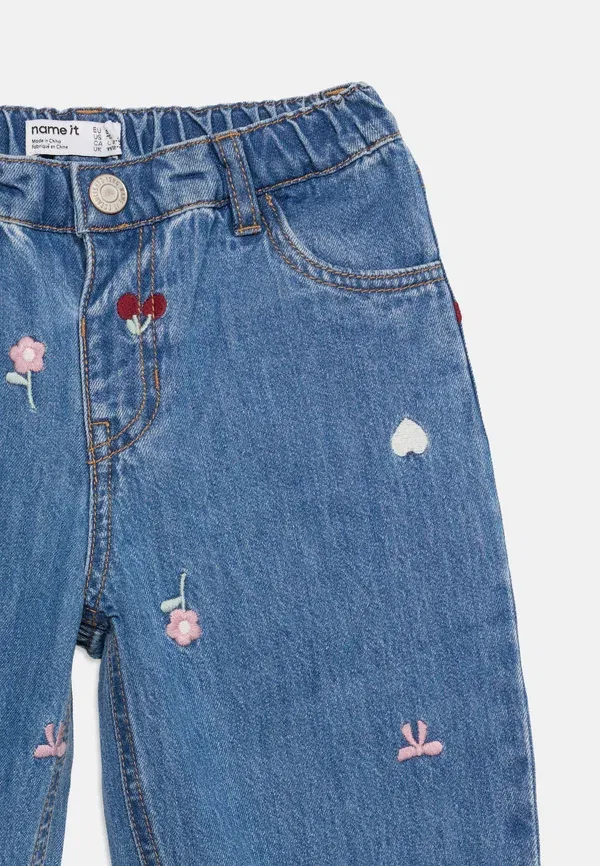 Джинсы хлопковые Nmfbella barrel - relaxed fit jeans Name It, Medium Blue Denim, синий — фото 4