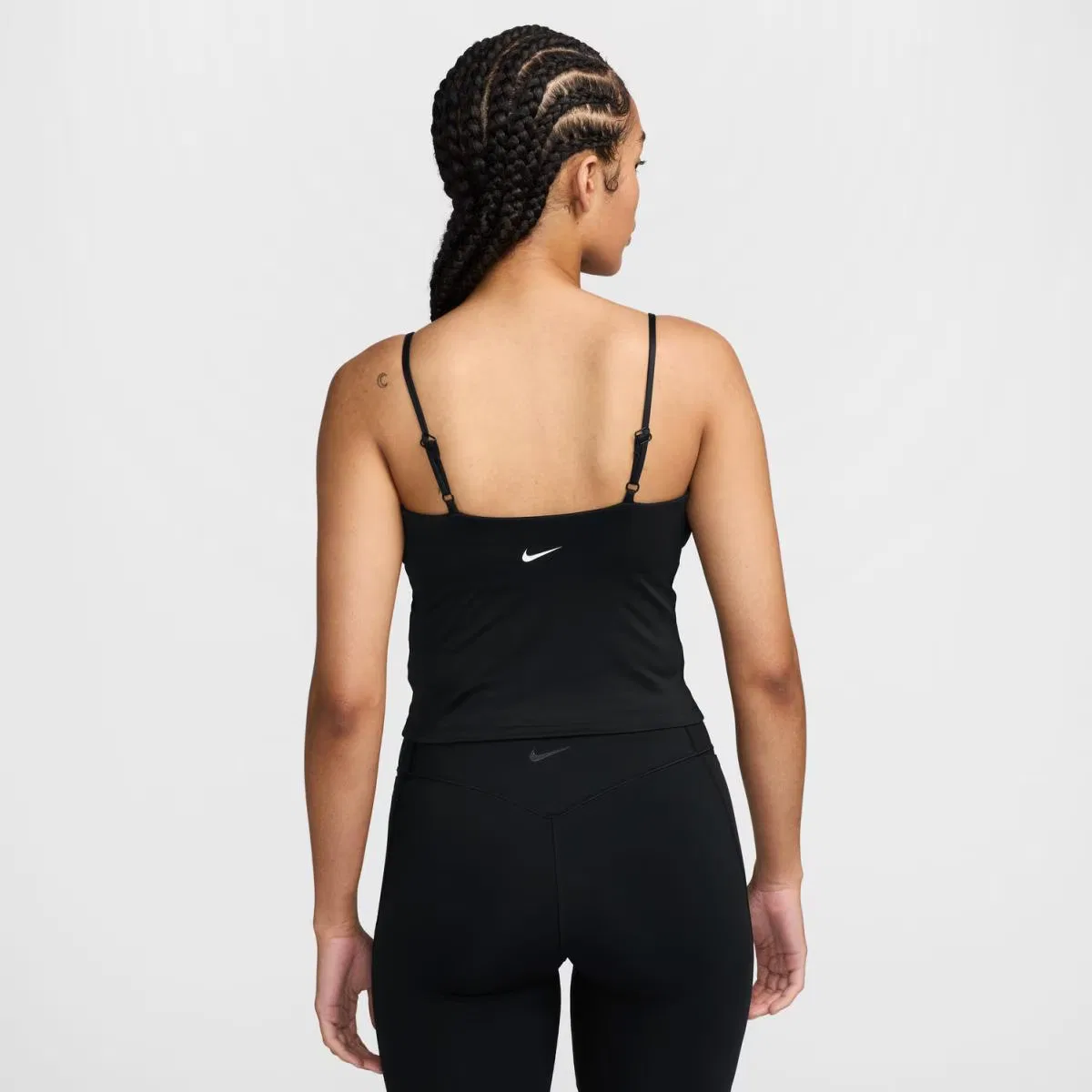 Женская футболка, W Nk One DF Fitted Tank Fem, Nike, черный — фото 2
