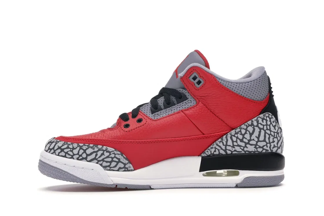Детские кроссовки Lifestyle с принтом слоновой кости Jordan 3 Retro, Fire Red / Fire Red-Cement Grey-Black — фото 3
