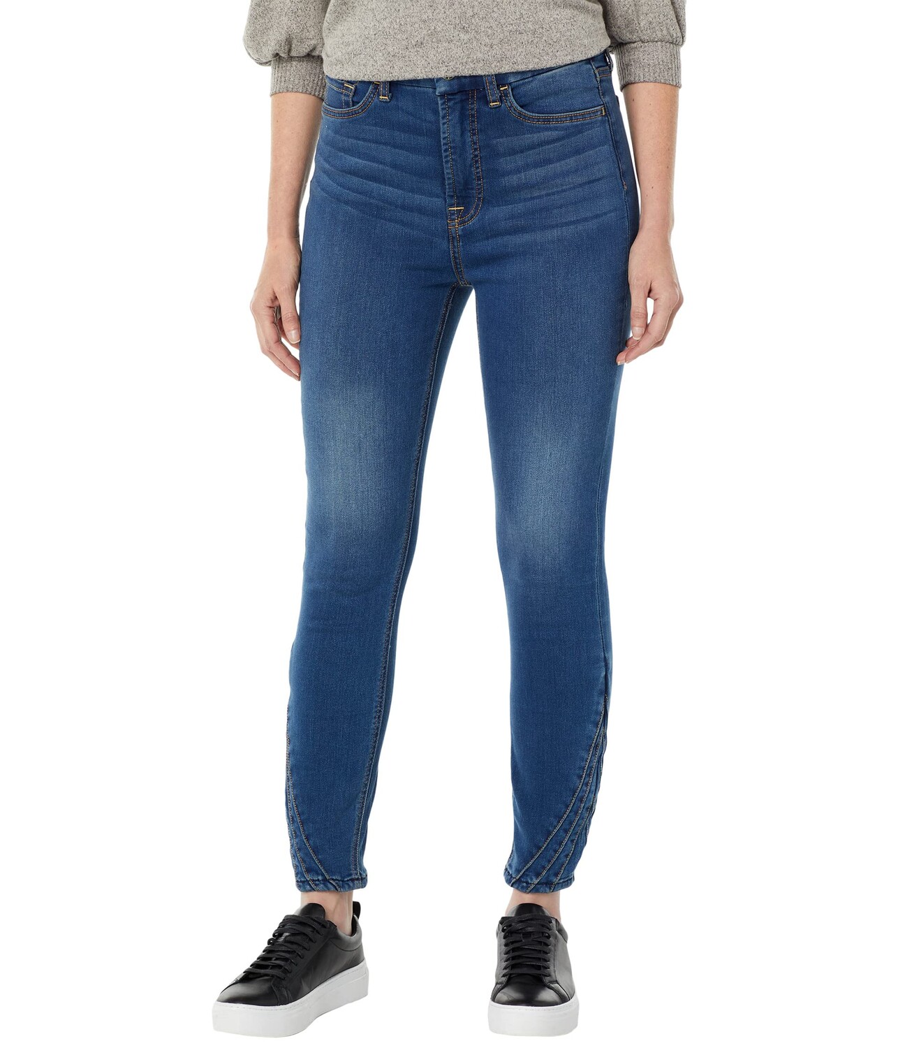 

Джинсы JEN7, High-Waisted Skinny w/ Blooming Hem in Fortuna