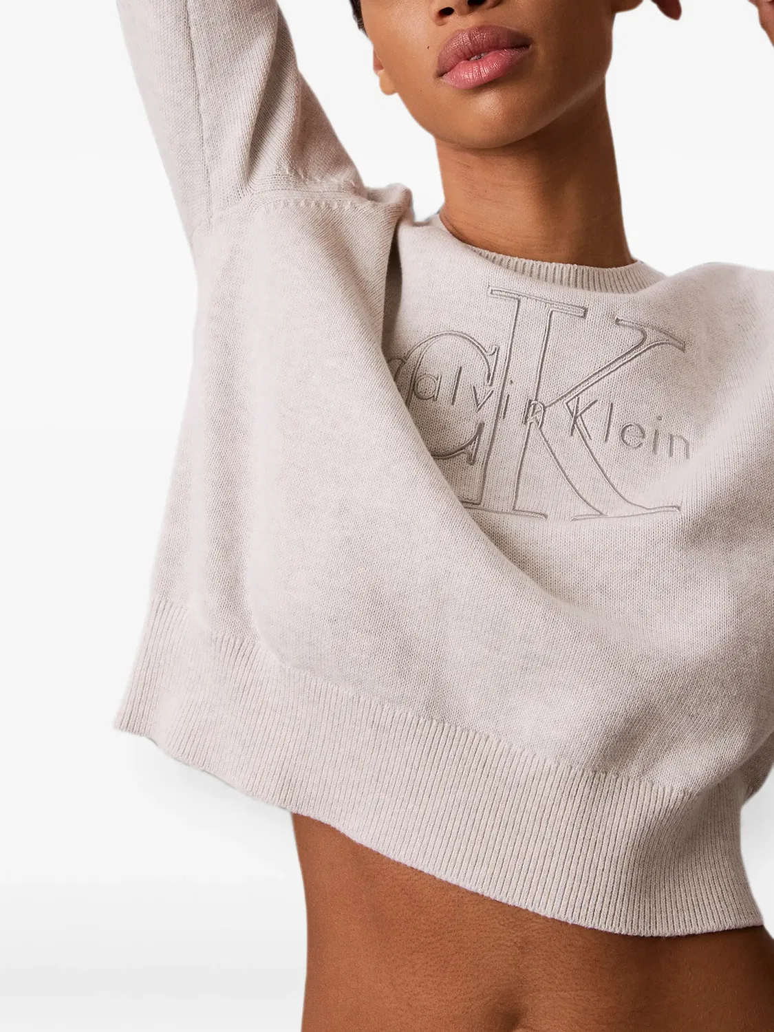 Calvin Klein Свитер с вышитым логотипом белый — фото 2