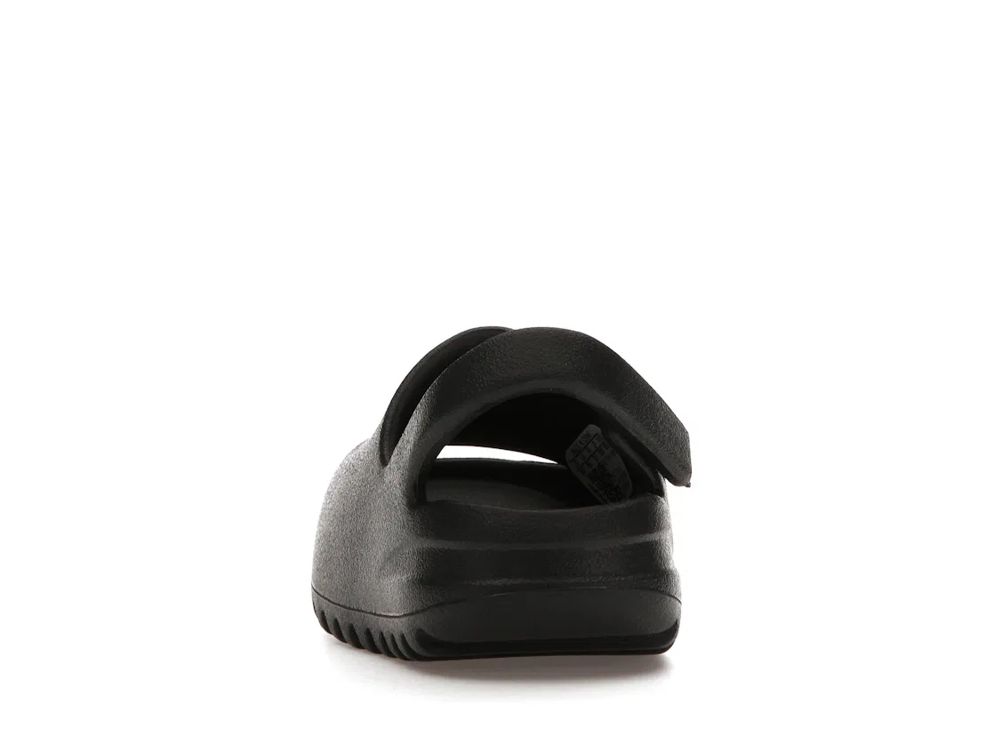 Детские сандалии-слайды с ремешком Yeezy Slide Adidas, Onyx/Onyx/Onyx — фото 4