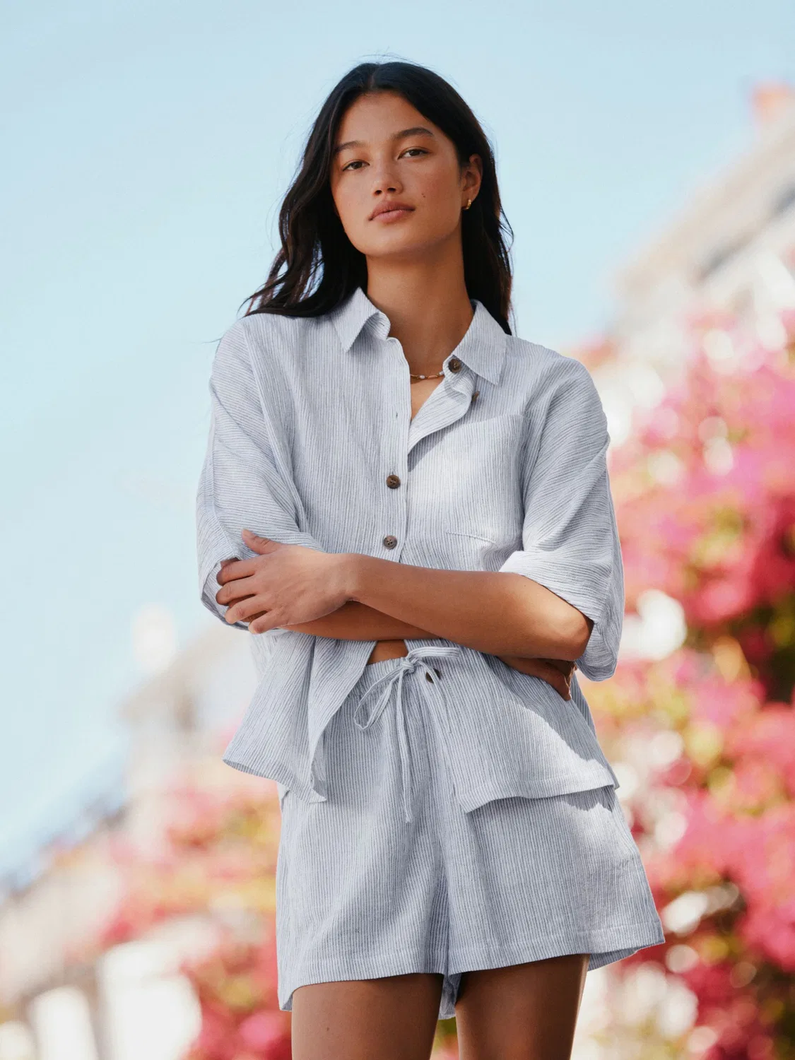 Рубашка с коротким рукавом Textured Short Sleeve Shirt with Linen Next, бело-серая полоска — фото 3