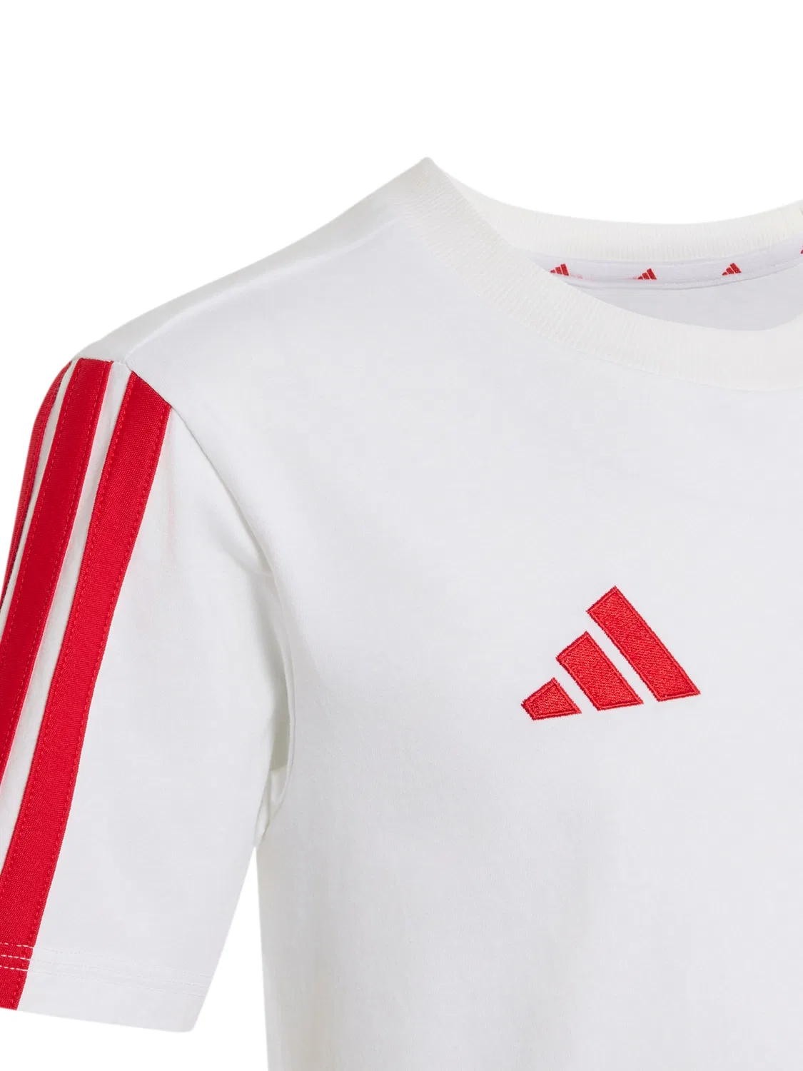 Футболка Adidas Performance Shirt FCB белого цвета — фото 4