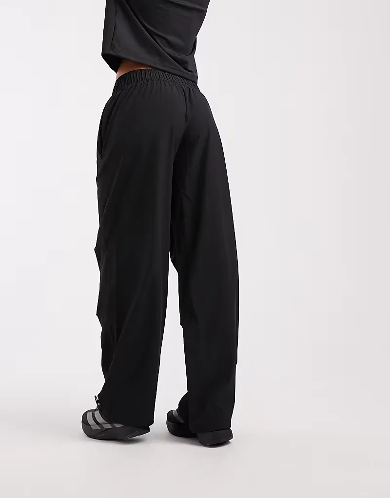 Спортивные брюки Adidas Sportswear Workout Essentials из тканого материала, черный — фото 3