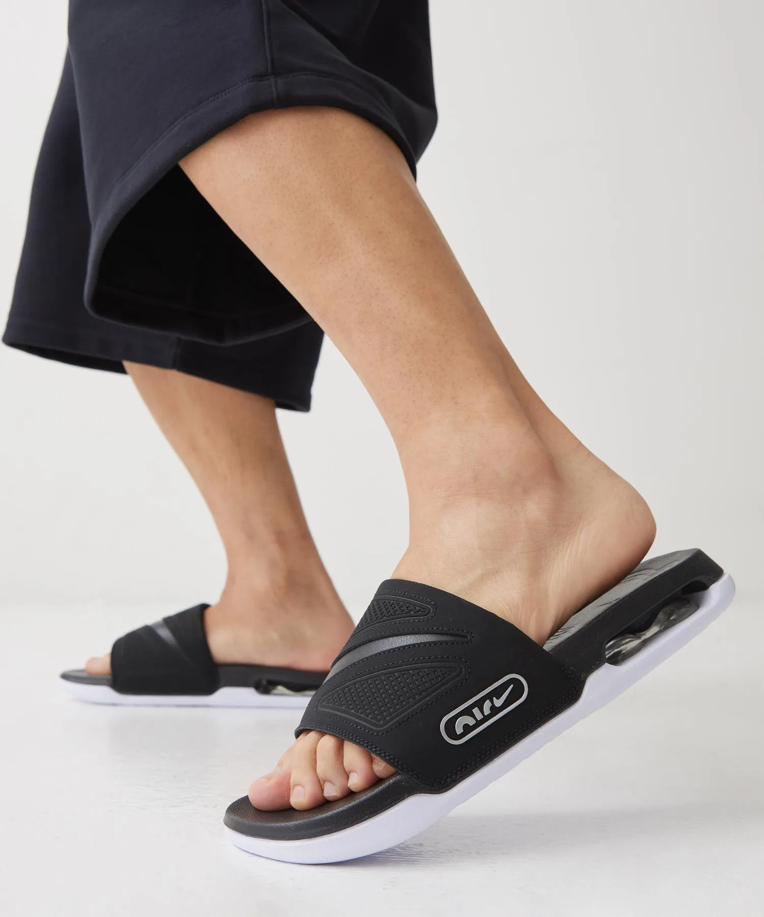 Мужские сланцы Nike Air Max Cirro чёрные