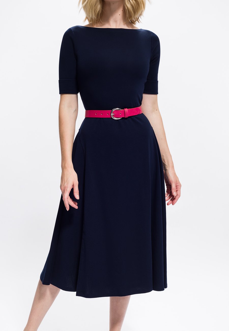 

Ремень Tamaris 30 MM MIT SCHLIESSE IN GLÄNZENDEM , Korallenrot/Red