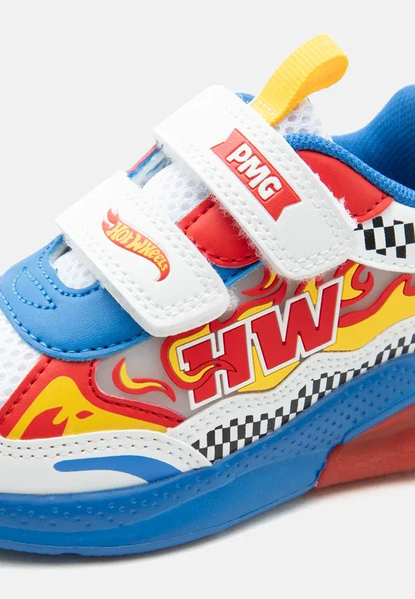 Кроссовки с принтом Hot wheels Blinky, Primigi, navy/Red, белый — фото 3
