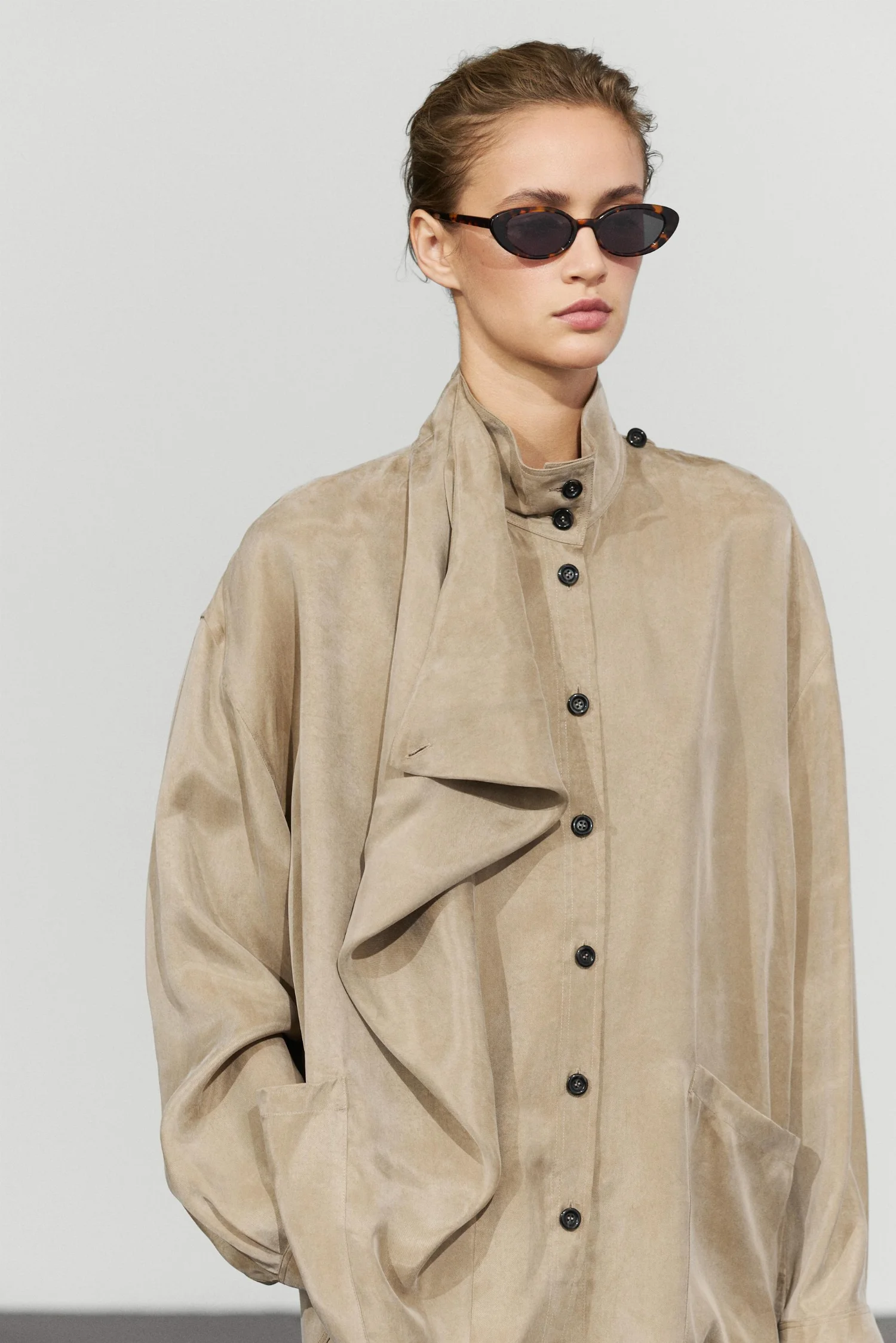 Рубашка Massimo Dutti High Neck Wrap, песочный — фото 4