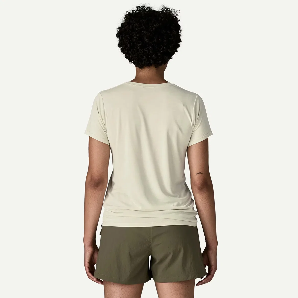 Женская футболка техническая с коротким рукавом Capilene Daily Short-Sleeve Shirt Patagonia, Dyno White — фото 4