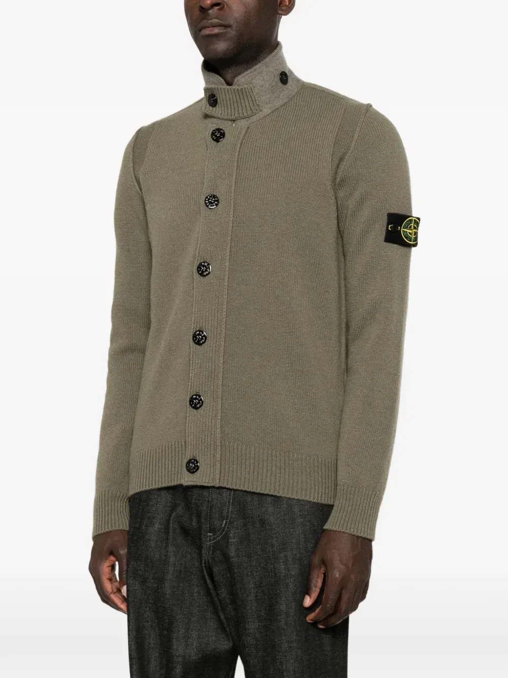 Кардиган на пуговицах с нашивкой-логотипом Stone Island, зеленый — фото 3