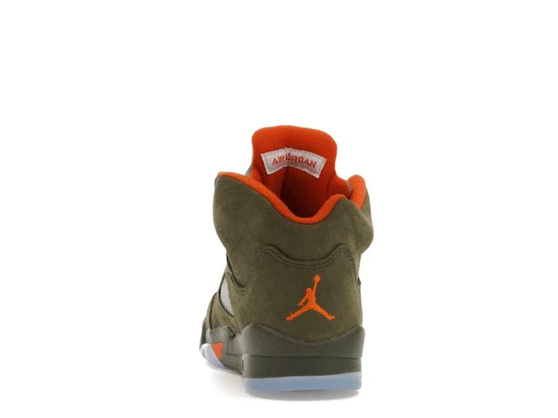 Детские кроссовки Lifestyle с контрастными деталями Jordan 5 Retro Olive (2024) (GS), Army Olive / Solar Orange — фото 4