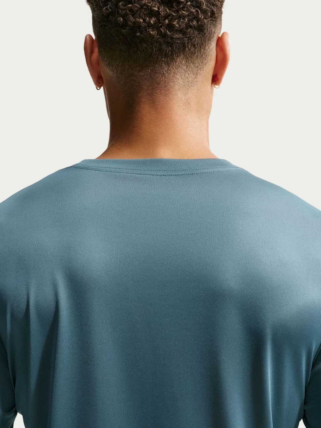 Футболка тренировочная Dri-FIT Legend Nike, минеральный сланец — фото 4