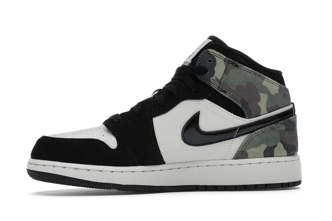 Детские кроссовки с камуфляжным принтом Jordan 1 Mid Jordan, Light Bone/Black — фото 3