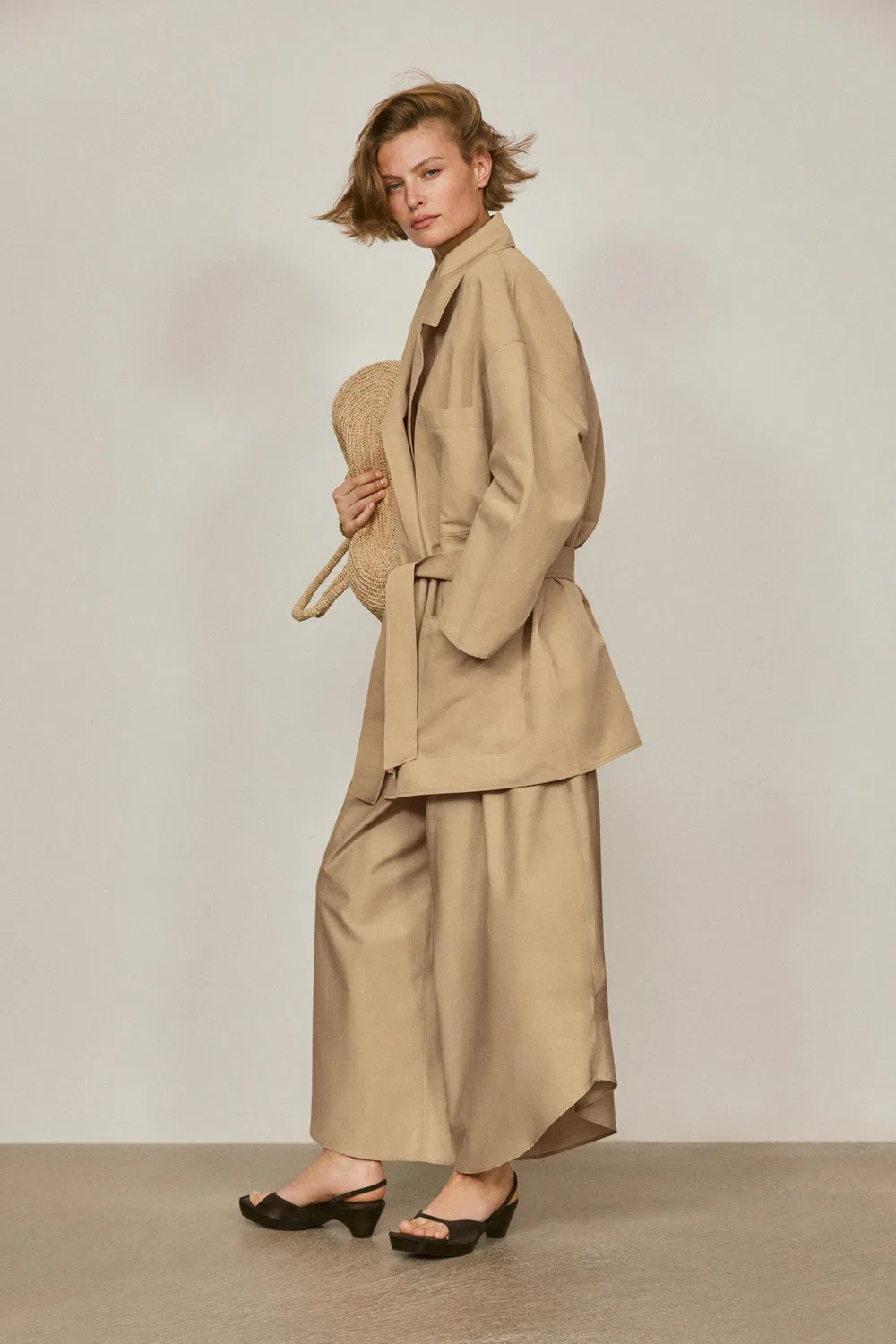 Куртка свободного кроя из хлопка и льна - лимитированная серия Massimo Dutti, бежевый