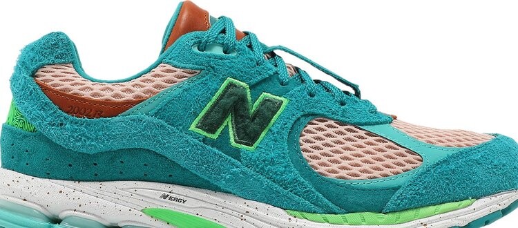 Кроссовки New Balance 2002R 'Water Be The Guide' от Salehe Bembury — фото 3