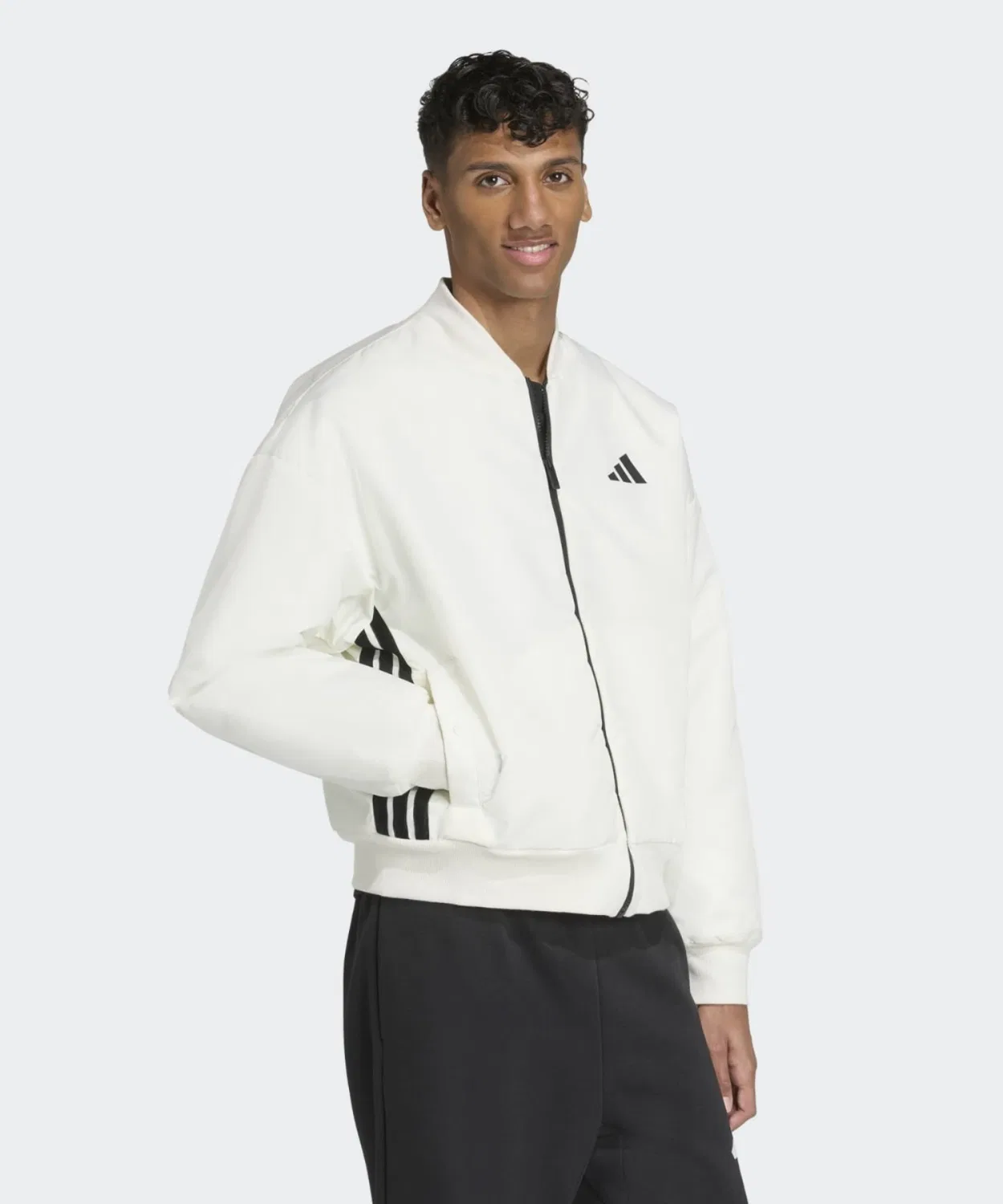 Мужская куртка-бомбер свободного кроя Stadium Bomber Adidas, White — фото 3
