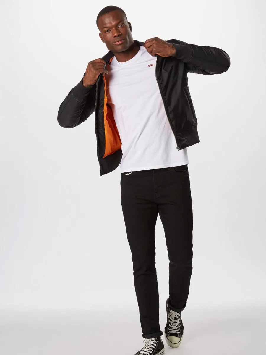 Футболка LEVI'S Regular fit 'LS Housemark Tee' белого цвета — фото 4