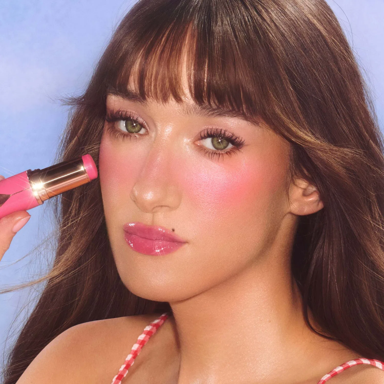 Румяна-стик с эффектом сияния Unreal Blush Healthy Glow Stick Charlotte Tilbury, Pinky Glow — фото 3