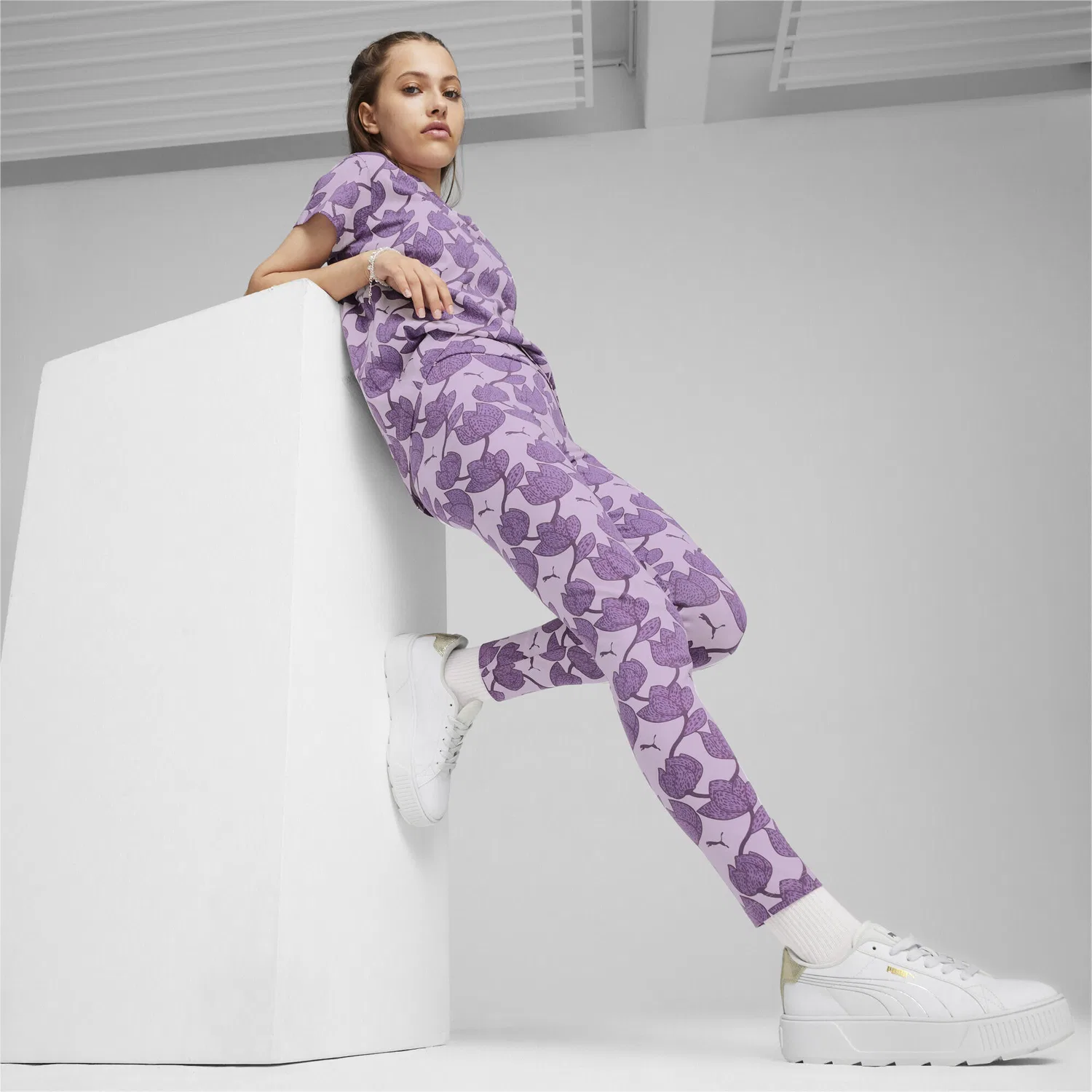 Детские леггинсы с цветочным принтом ESS+ BLOSSOM Puma, Grape Mist Purple — фото 4