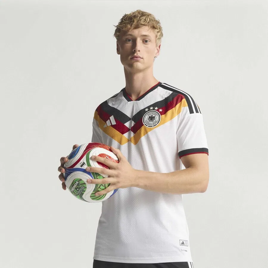 Футболка ADIDAS PERFORMANCE 'Germany 26 Home Authentic' белого цвета — фото 4
